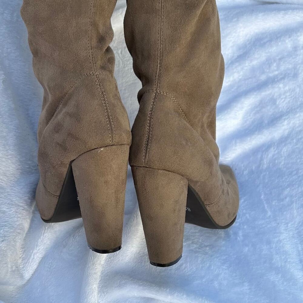 Steve Madden Rocking Taupe Faux Suede Over Knee Boots Women's 8.5 - Picture 6 of 12